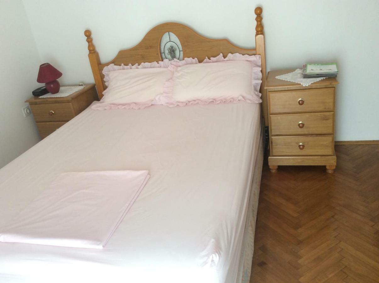 Apartman Nadia Daire Karlobag Dış mekan fotoğraf