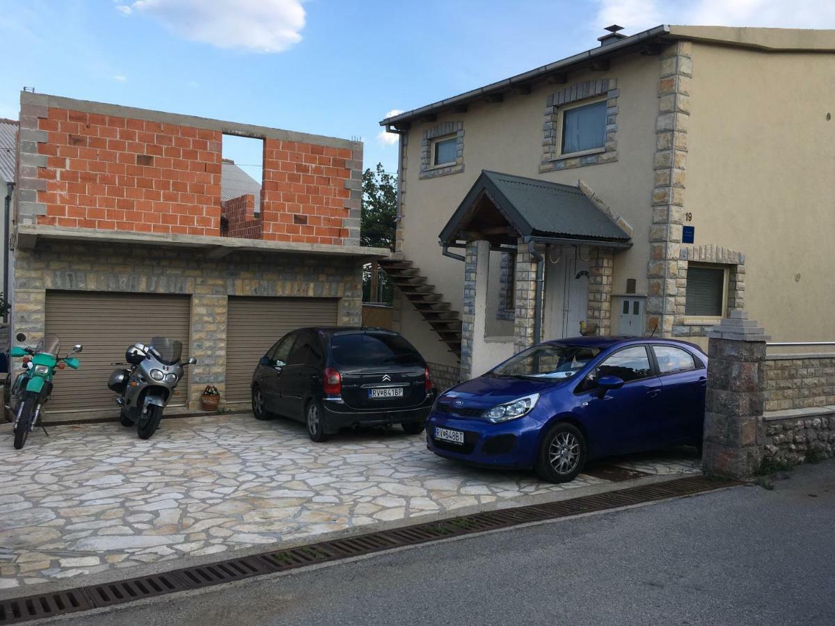 Apartman Nadia Karlobag Dış mekan fotoğraf