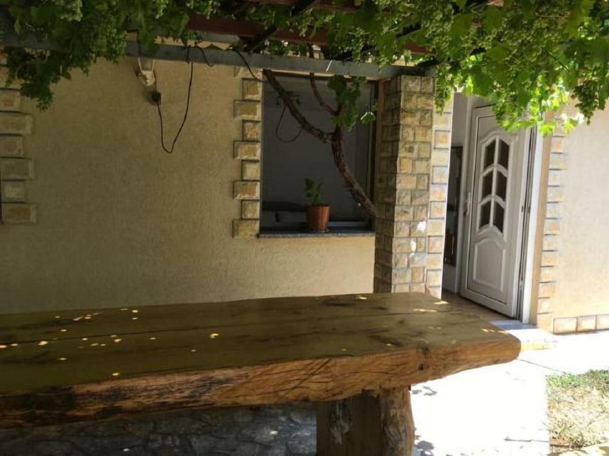 Apartman Nadia Karlobag Dış mekan fotoğraf